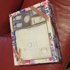 Brand new Spa Set